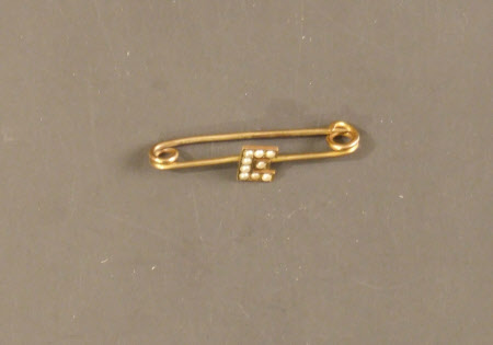 Brooch