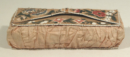 Handkerchief case 1349965 | National Trust Collections