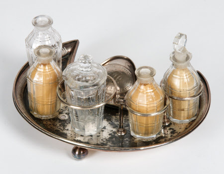 Cruet set