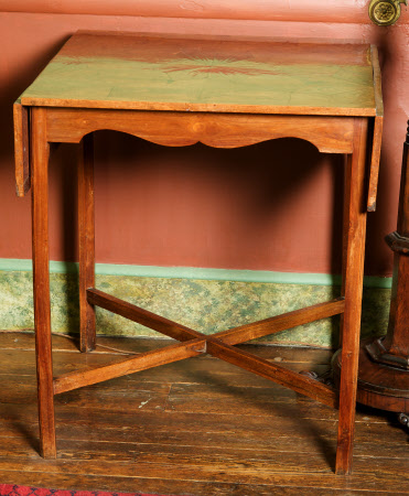 Pembroke table