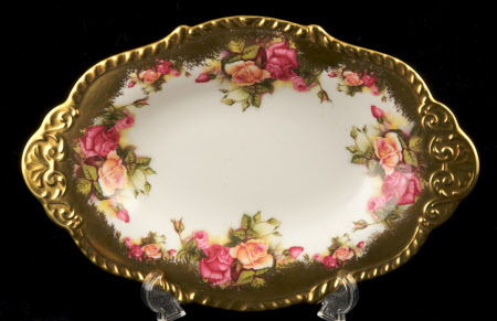 Sweetmeat plate