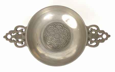 Porringer dish