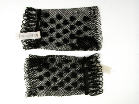 Child's mitten