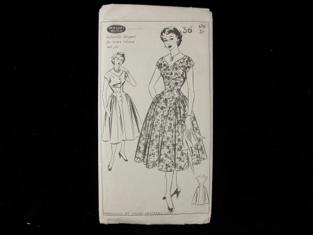 Style Dressmaking Pattern - No. 676