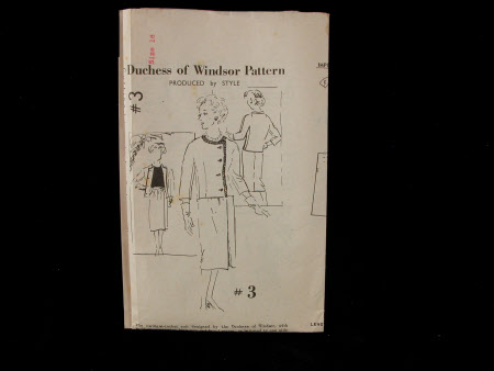 Daily Express - Dutchess of Windsor Pattern