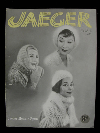 Jaegar - No.3613 - Beret, hat, scarf, tube hat, mitts.