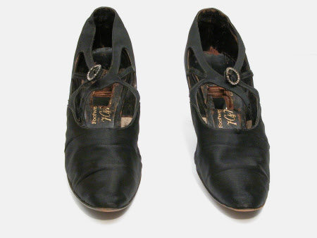 Killerton Fashion Collection © National Trust / Sophia Farley and Renée Harvey