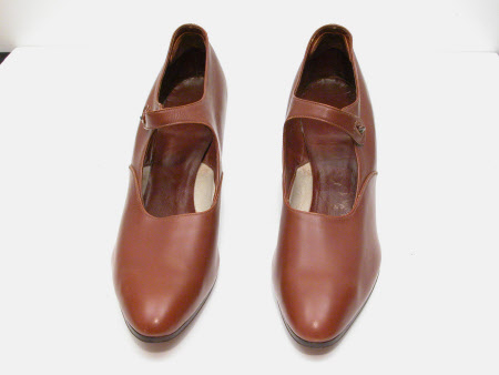 Shoe