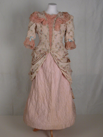 Girl's fancy dress part