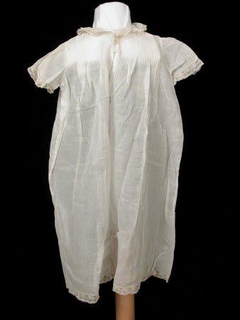 Killerton Fashion Collection © National Trust / Sophia Farley and Renée Harvey