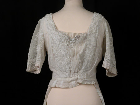 Killerton Fashion Collection © National Trust / Sophia Farley and Renée Harvey