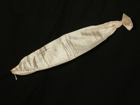 Wedding dress cummerbund