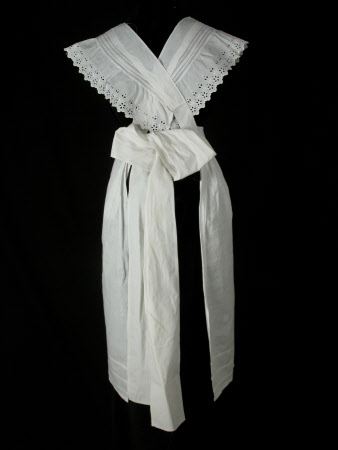 Maid's apron