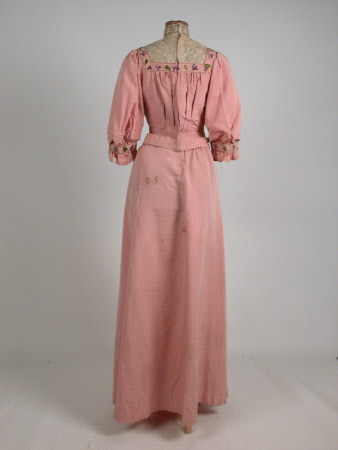 Killerton Fashion Collection © National Trust / Sophia Farley and Renée Harvey