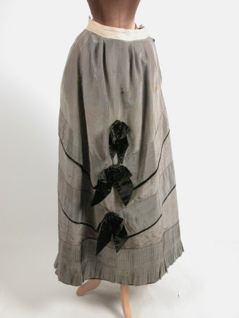 Gown skirt