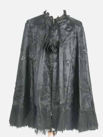 Lady's cape