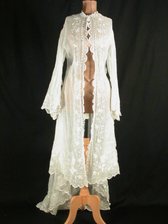 Killerton Fashion Collection © National Trust / Sophia Farley and Renée Harvey