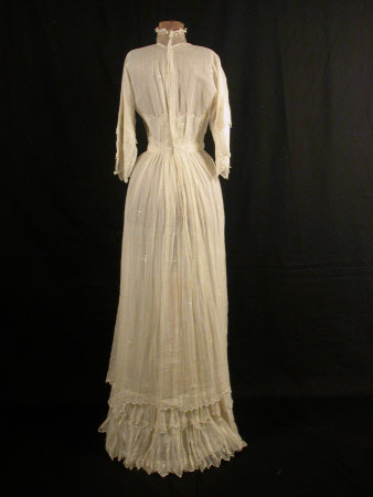 Killerton Fashion Collection © National Trust / Sophia Farley and Renée Harvey