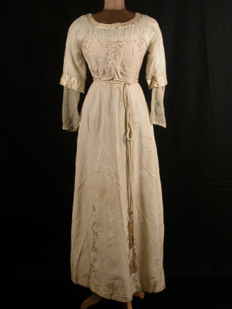 Bridesmaid's dress