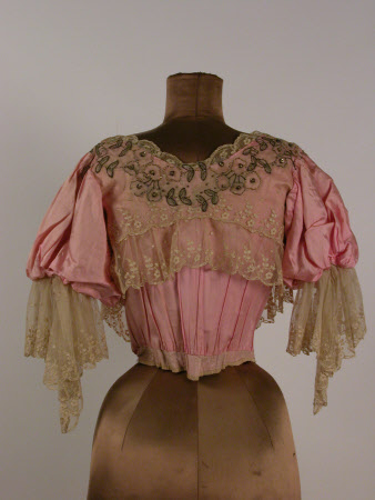 Killerton Fashion Collection © National Trust / Sophia Farley and Renée Harvey
