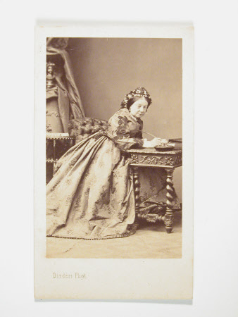 Unknown elderly lady: 1800 - 1900