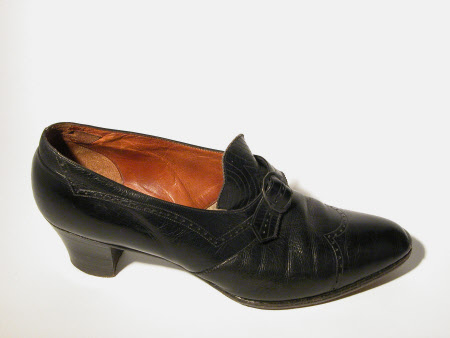 Lady's shoe