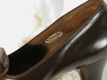 Shoe