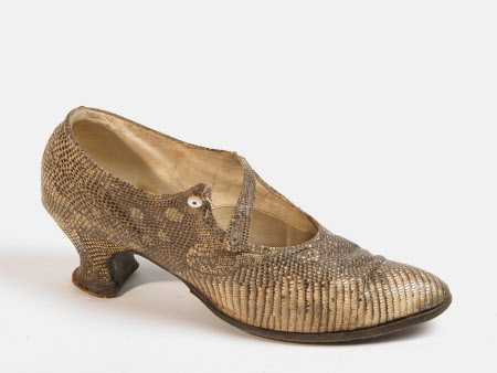 Killerton Fashion Collection © National Trust / Sophia Farley and Renée Harvey