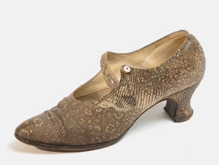 Killerton Fashion Collection © National Trust / Sophia Farley and Renée Harvey