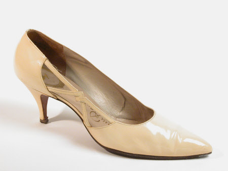 Shoe