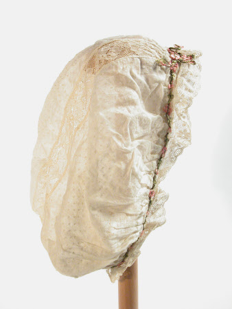Boudoir cap