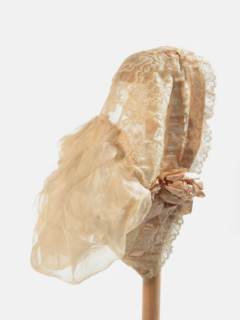 Boudoir cap