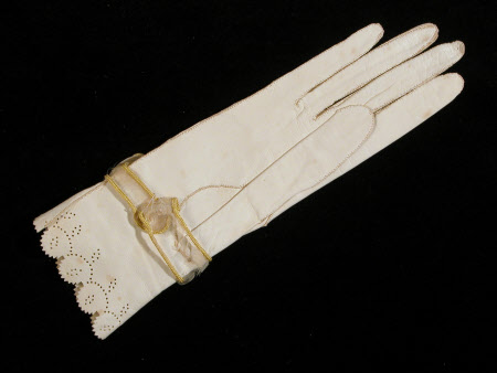 Glove