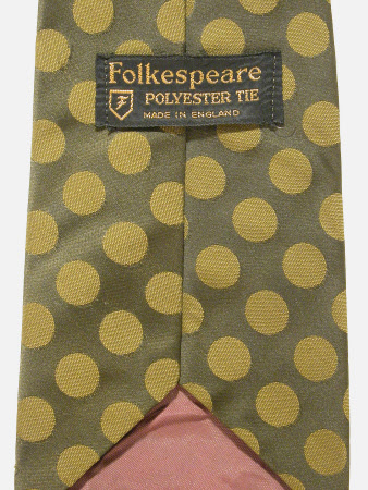 Man's tie