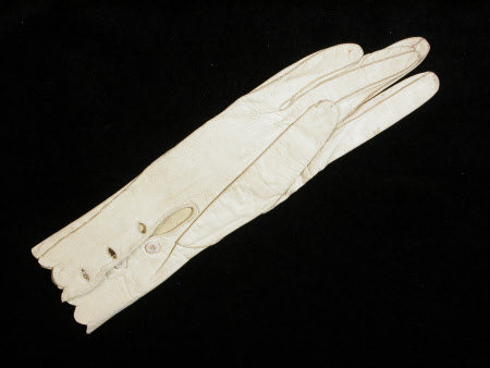 Killerton Fashion Collection © National Trust / Sophia Farley and Renée Harvey