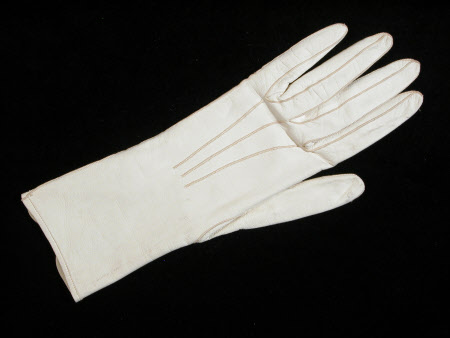 Glove