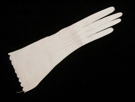 Killerton Fashion Collection © National Trust / Sophia Farley and Renée Harvey