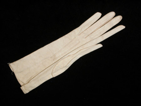 Killerton Fashion Collection © National Trust / Sophia Farley and Renée Harvey