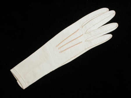 Glove