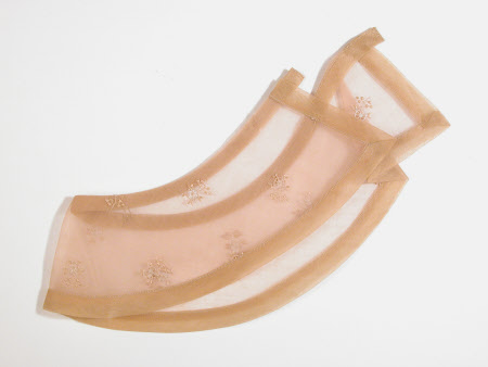 Maid's collar