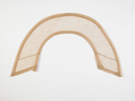 Maid's collar