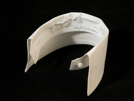 Nurse's collar