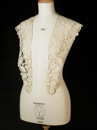 Killerton Fashion Collection © National Trust / Sophia Farley and Renée Harvey