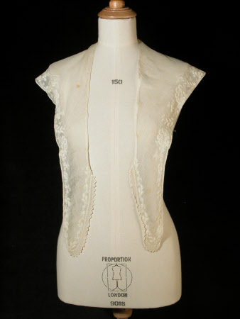 Killerton Fashion Collection © National Trust / Sophia Farley and Renée Harvey