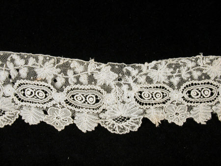 Killerton Fashion Collection © National Trust / Sophia Farley and Renée Harvey