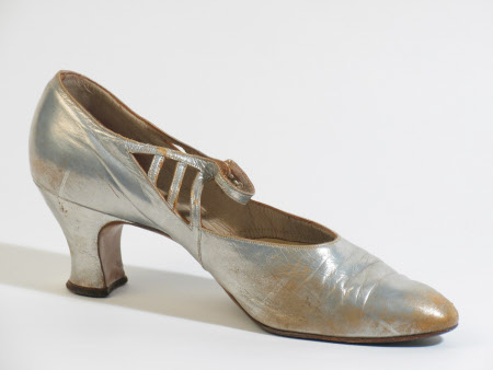 Killerton Fashion Collection © National Trust / Sophia Farley and Renée Harvey