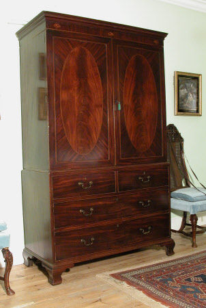 Linen press