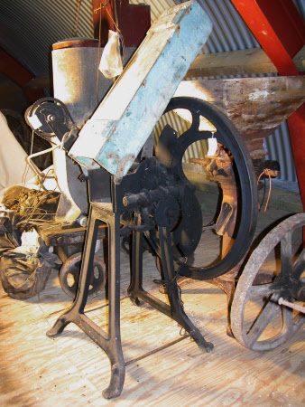 Feed crusher