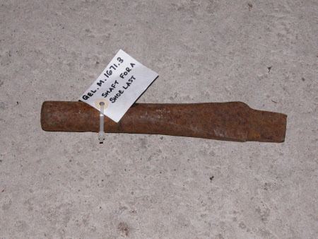 Shoe last shaft