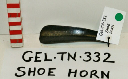 Shoehorn
